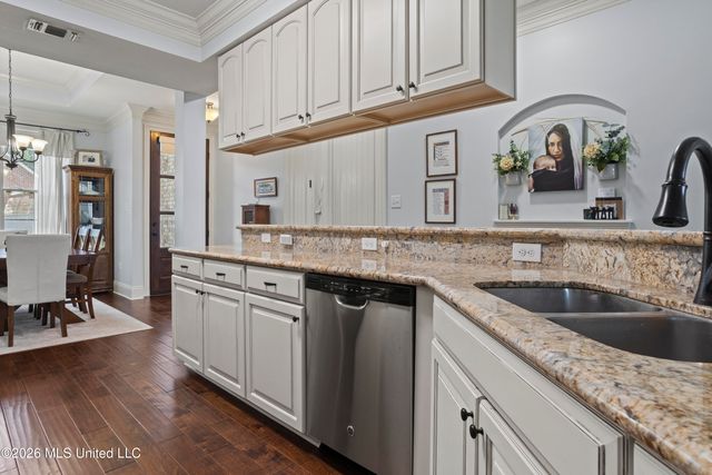 3931 Acadian Village Drive, Ocean Springs, MS 39564