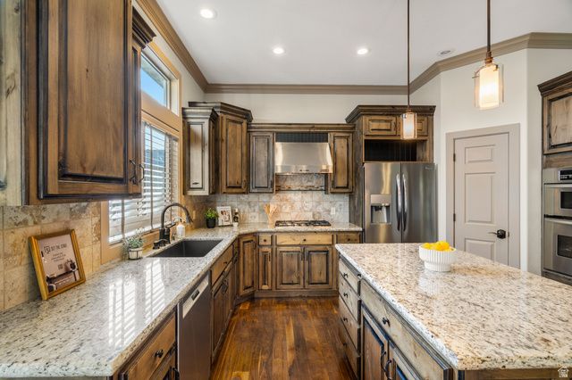 2182 W COPPER KING LN, South Jordan, UT 84095