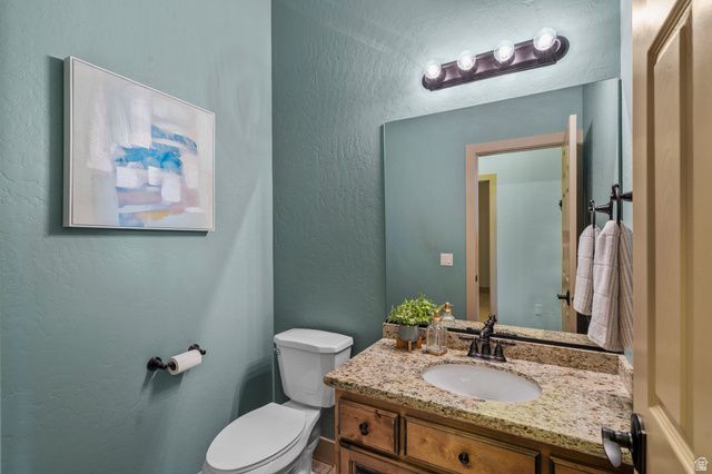 2182 W COPPER KING LN, South Jordan, UT 84095