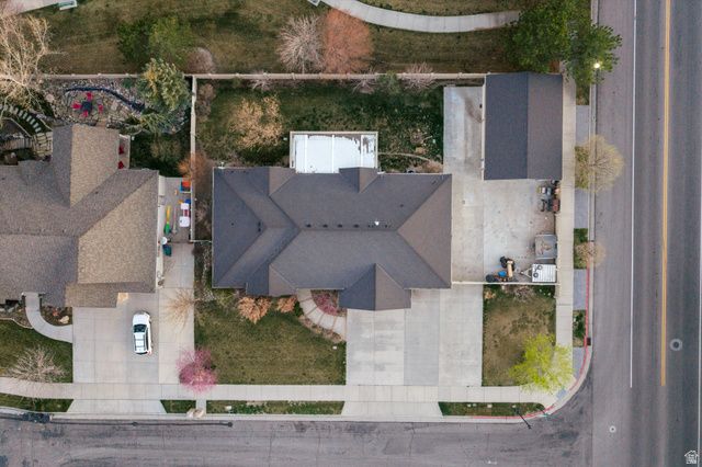 2182 W COPPER KING LN, South Jordan, UT 84095