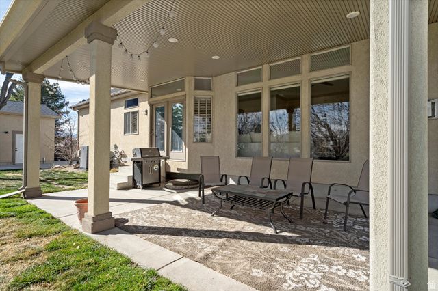 2182 W COPPER KING LN, South Jordan, UT 84095