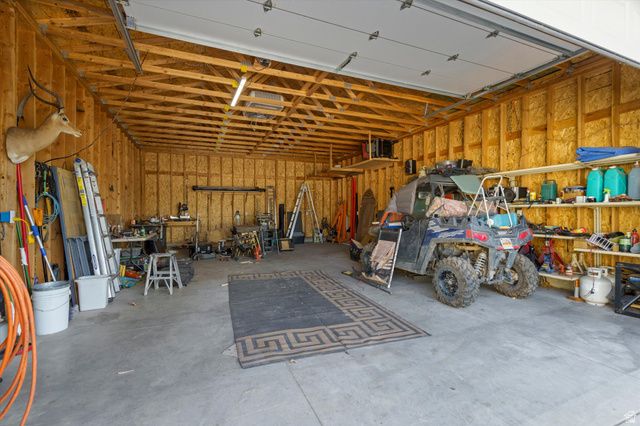 2182 W COPPER KING LN, South Jordan, UT 84095