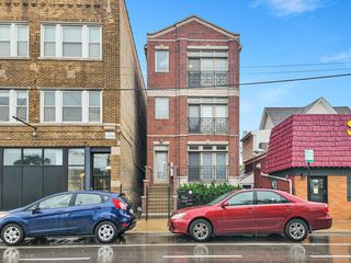 5617 W Lawrence Avenue 3, Chicago, IL 60630