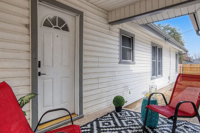 5332 Nadine Drive, Haltom City, TX 76117