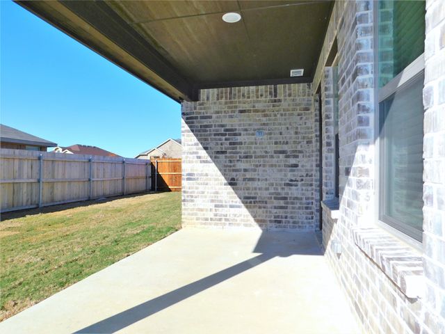3023 Cliffview Drive, Sanger, TX 76266