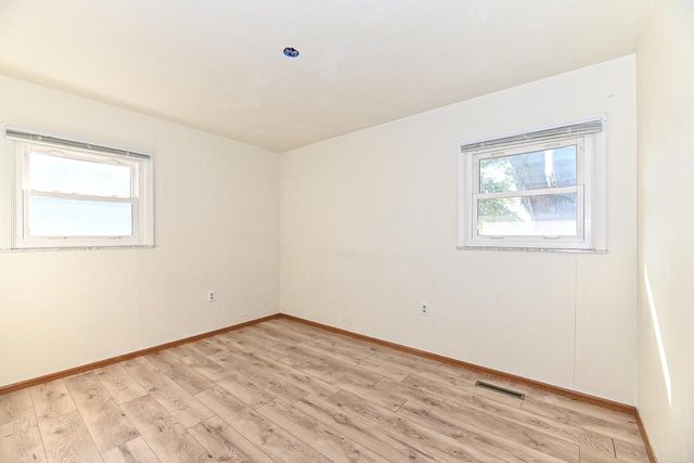 1818 Grandview DRIVE, Beloit, WI 53511