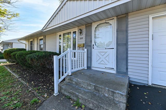 1818 Grandview DRIVE, Beloit, WI 53511