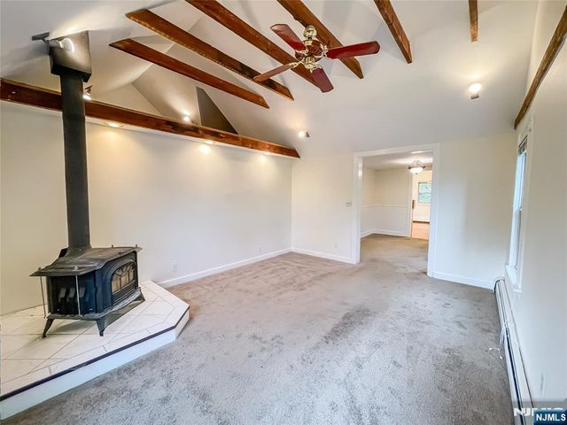 270 Macopin Road, Bloomingdale, NJ 07403