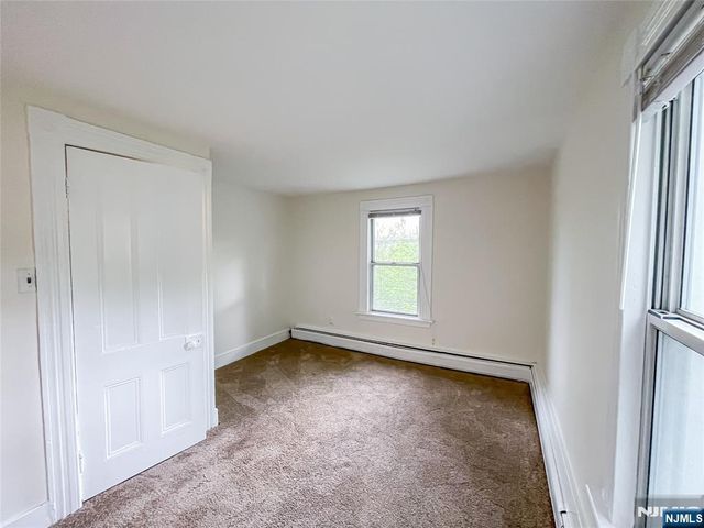 270 Macopin Road, Bloomingdale, NJ 07403