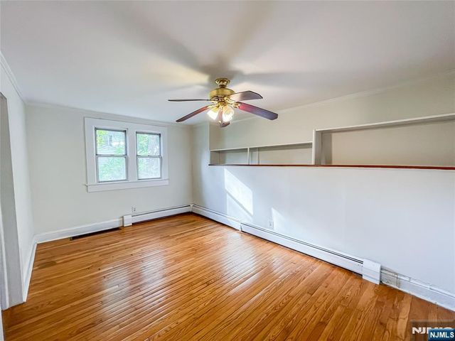 270 Macopin Road, Bloomingdale, NJ 07403