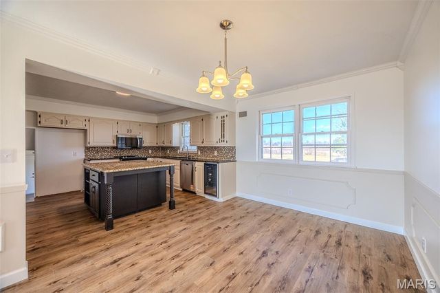 227 E Fremont Road, Lebanon, MO 65536