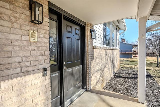 227 E Fremont Road, Lebanon, MO 65536