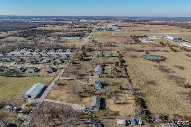227 E Fremont Road, Lebanon, MO 65536