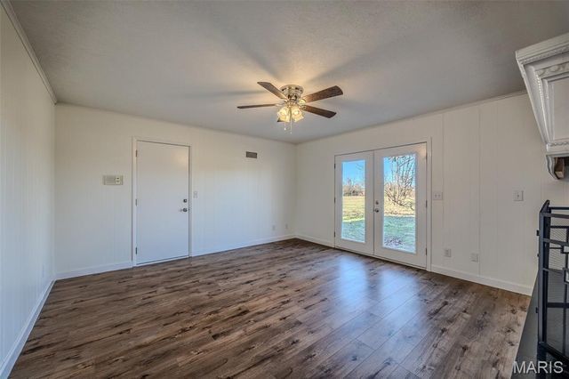 227 E Fremont Road, Lebanon, MO 65536