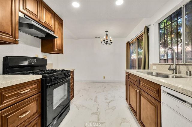 301 N Moore Avenue B, Monterey Park, CA 91754