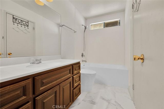 301 N Moore Avenue B, Monterey Park, CA 91754