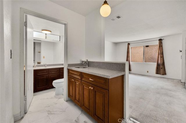 301 N Moore Avenue B, Monterey Park, CA 91754