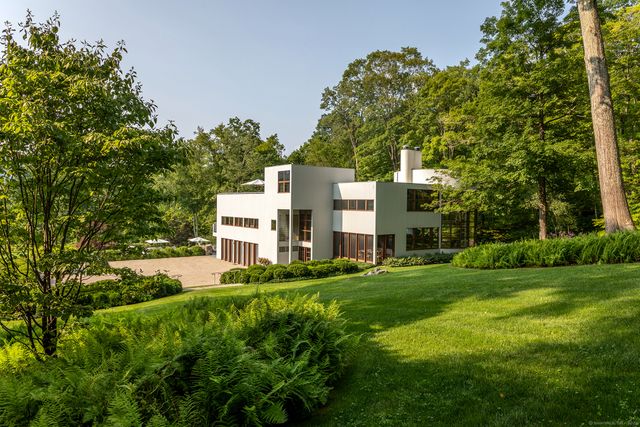 23 Mauwee Brook Way, Kent, CT 06757