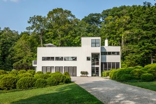 23 Mauwee Brook Way, Kent, CT 06757