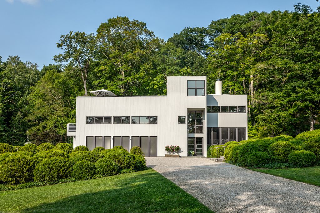 23 Mauwee Brook Way, Kent, CT 06757