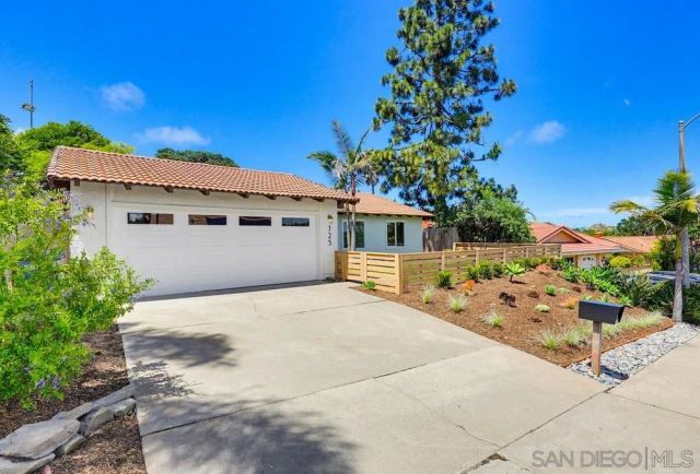 725 Santa Florencia, Solana Beach, CA 92075