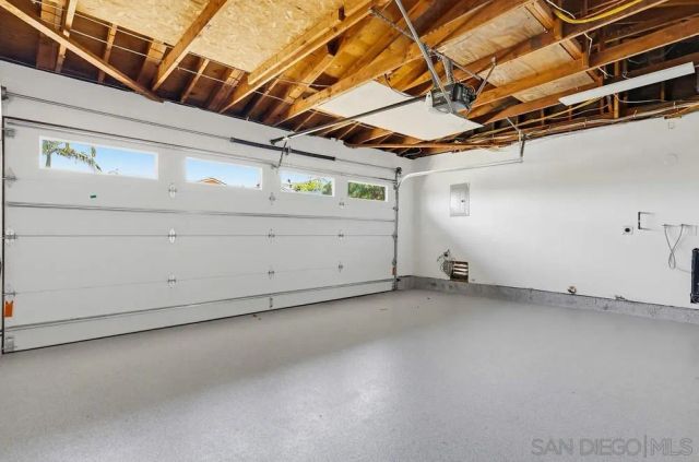 725 Santa Florencia, Solana Beach, CA 92075