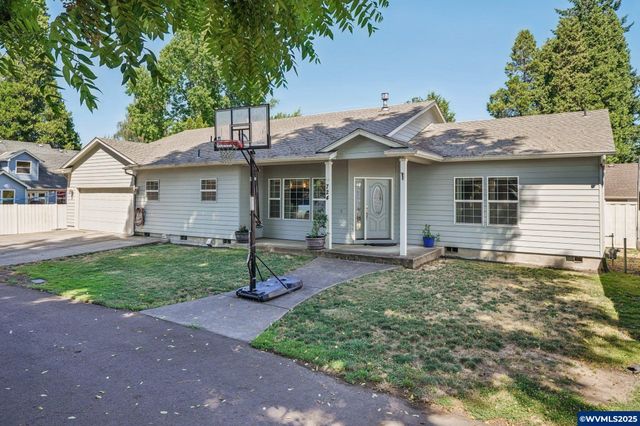 724 Lost Ln N Ln, Keizer, OR 97303