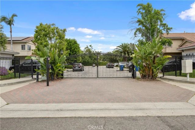 5807 Sylvia Avenue, Tarzana, CA 91356