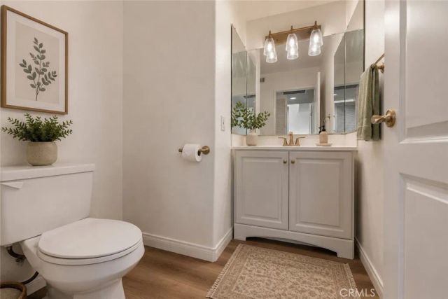 5807 Sylvia Avenue, Tarzana, CA 91356