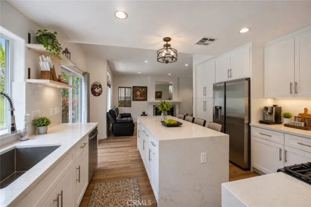 5807 Sylvia Avenue, Tarzana, CA 91356
