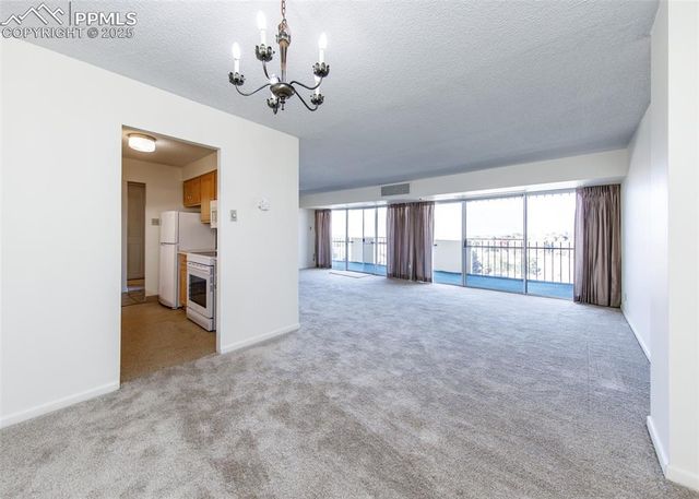 411 Lakewood Circle A706, Colorado Springs, CO 80910