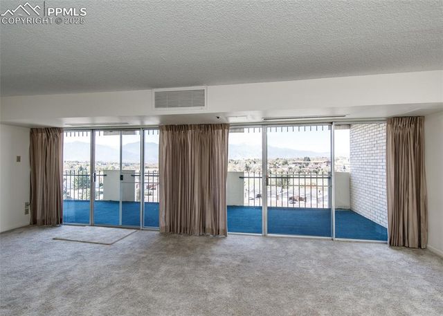 411 Lakewood Circle A706, Colorado Springs, CO 80910