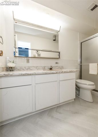 411 Lakewood Circle A706, Colorado Springs, CO 80910