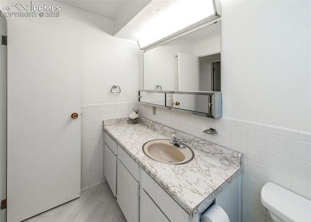 411 Lakewood Circle A706, Colorado Springs, CO 80910