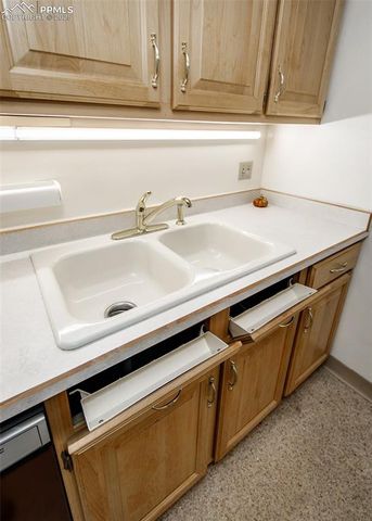 411 Lakewood Circle A706, Colorado Springs, CO 80910