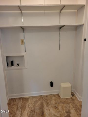 607 E Butler Avenue, Liberty, NC 27298
