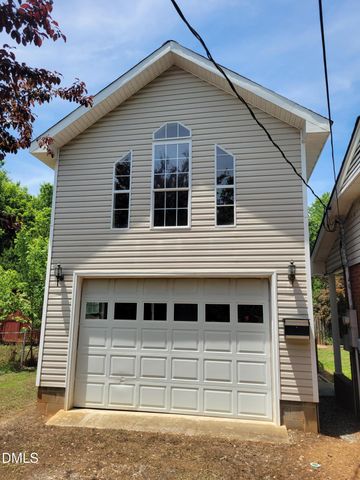 607 E Butler Avenue, Liberty, NC 27298