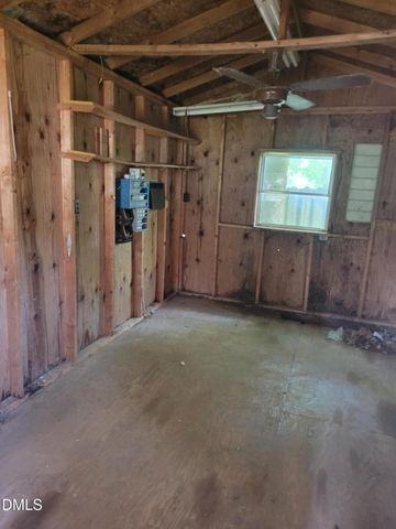 607 E Butler Avenue, Liberty, NC 27298