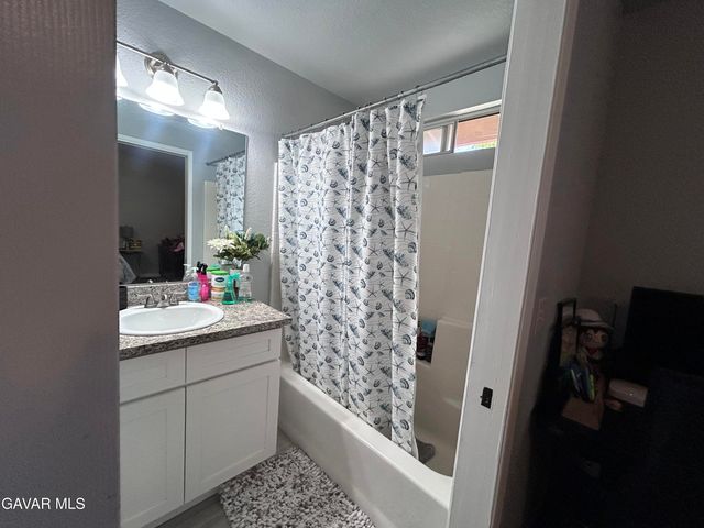 9508 Evelyn Avenue, California City, CA 93505