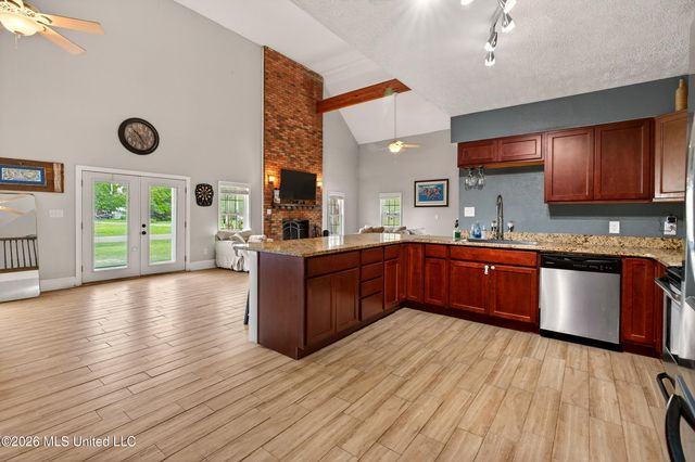 430 Gladstone Street, Bay Saint Louis, MS 39520