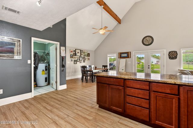 430 Gladstone Street, Bay Saint Louis, MS 39520