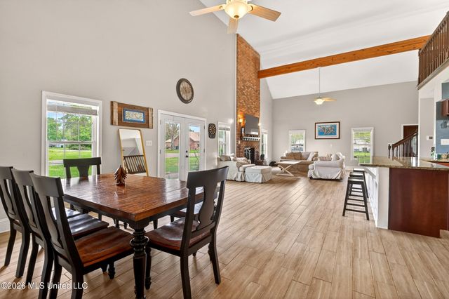 430 Gladstone Street, Bay Saint Louis, MS 39520
