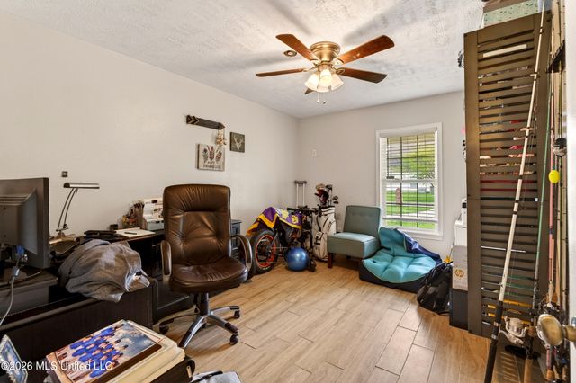 430 Gladstone Street, Bay Saint Louis, MS 39520