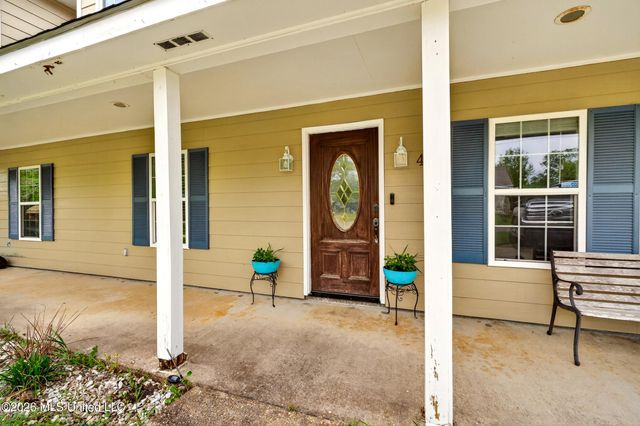 430 Gladstone Street, Bay Saint Louis, MS 39520