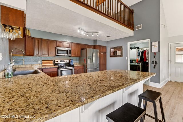 430 Gladstone Street, Bay Saint Louis, MS 39520