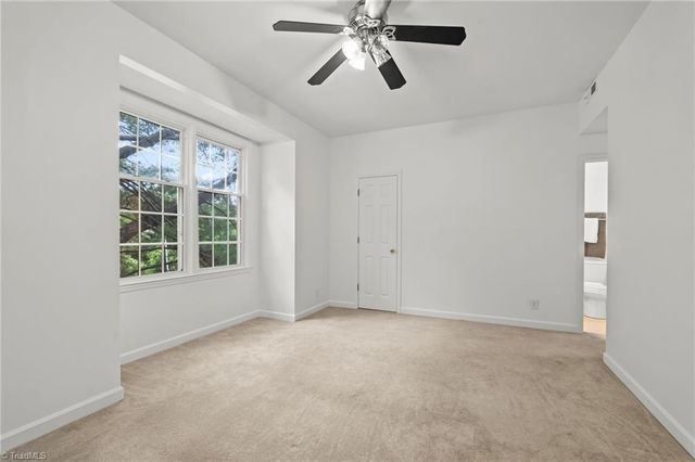 310 Meadows Circle, Winston-salem, NC 27104