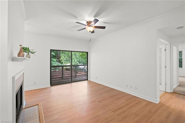 310 Meadows Circle, Winston-salem, NC 27104
