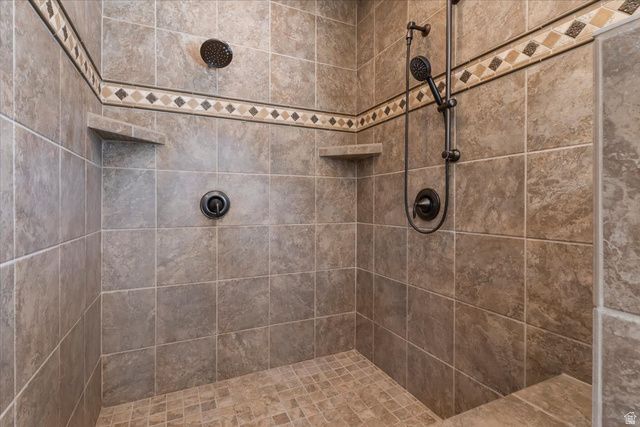 11438 S JACKSON DOWNS WAY, South Jordan, UT 84095