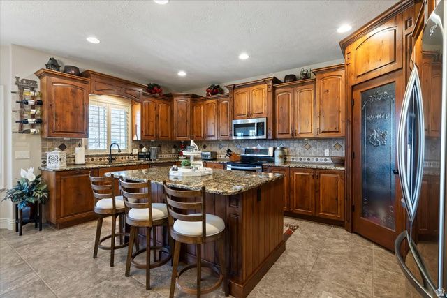 11438 S JACKSON DOWNS WAY, South Jordan, UT 84095