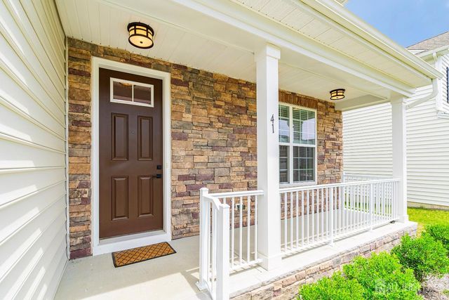 41 Gazania Drive, Old Bridge, NJ 08857